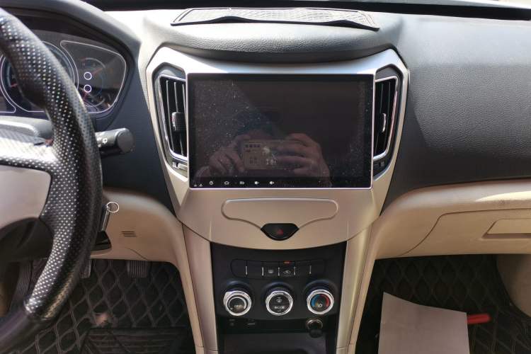 Used Haima S7 2013 2.0L Manual ZhiShang Version