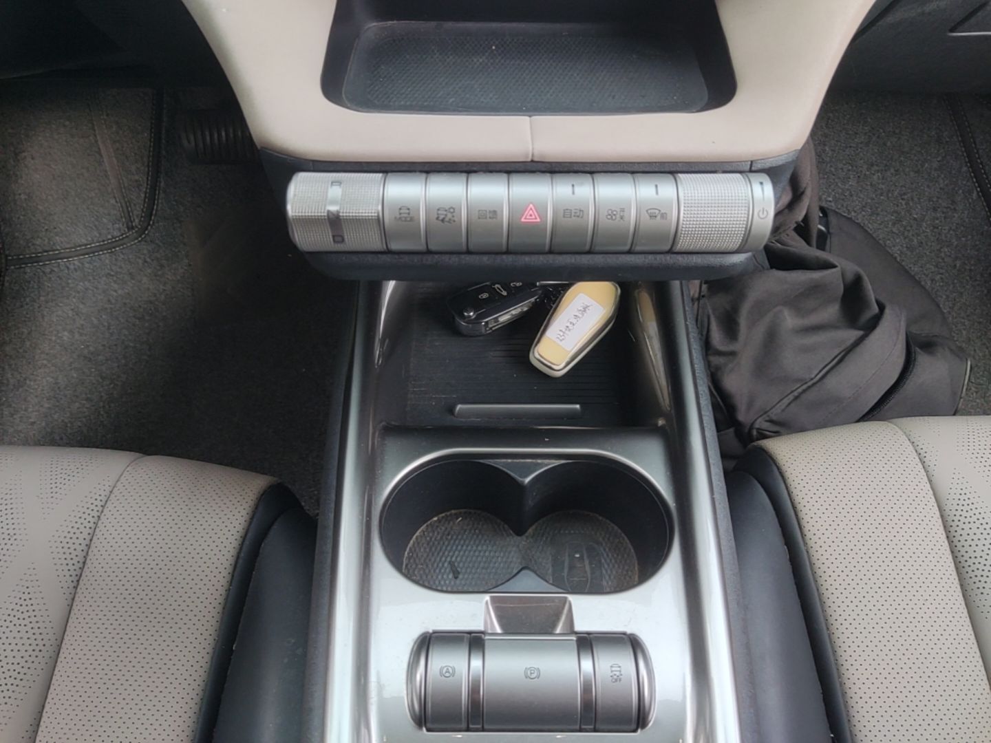 BYD Dolphin 2023 420 km Fashion Edition — снимка 16