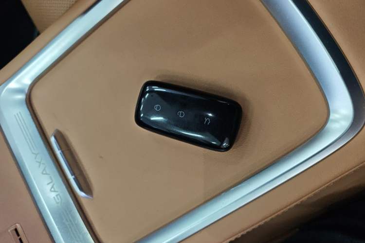 Used Geely Galaxy L7 2025 EM-i 115km Exploration+ Edition
