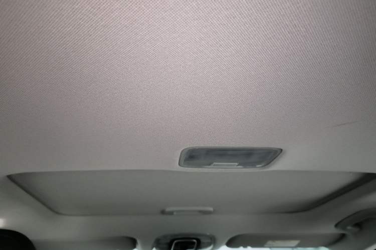 Used Hyundai Elantra 2022 1.5L CVT GLX Elite Edition Headliner