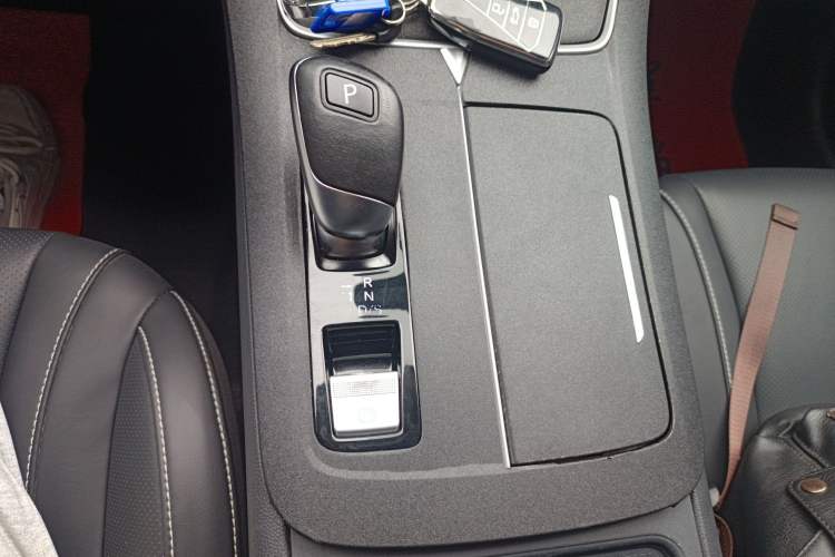 Used Venucia V 2021 260T Idol Edition