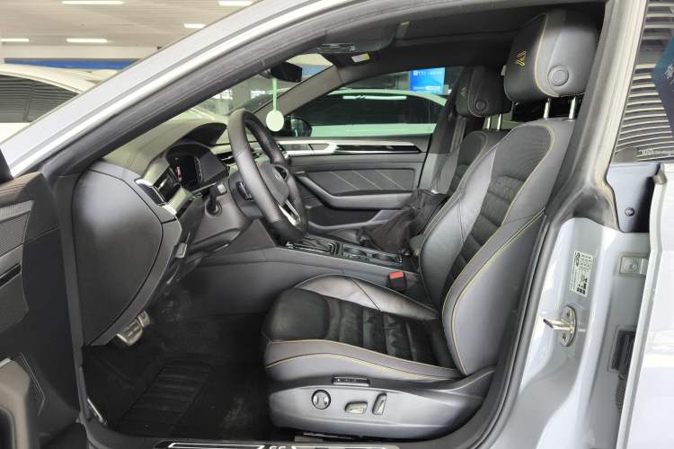 Used Volkswagen FAW-Volkswagen CC 2021 380TSI Striking Edition
