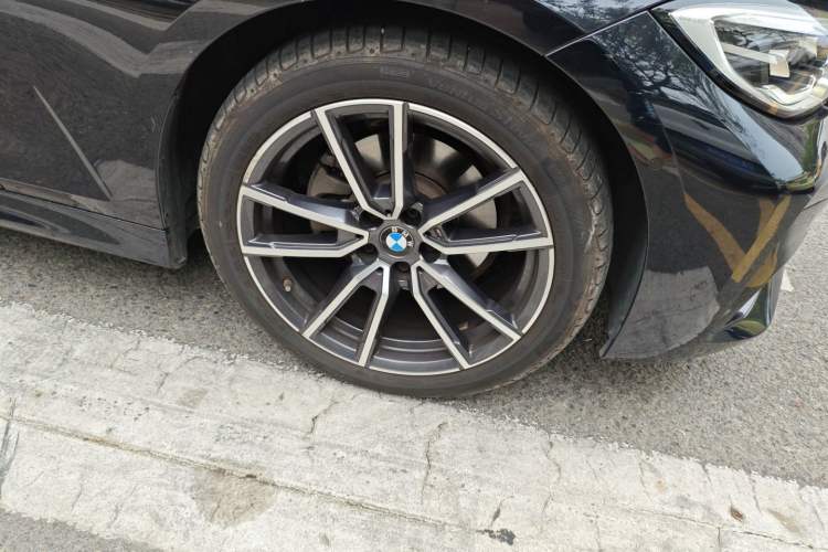 Used BMW 3 Series 2020 Facelift 325Li First Edition