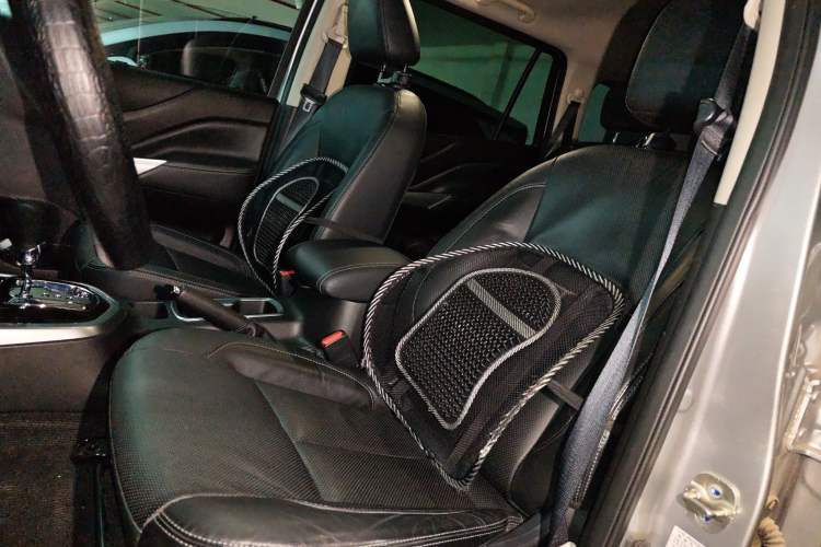 Used Nissan Terra 2020 2.5L XL Upper Automatic Two-Wheel Drive Luxury Edition
