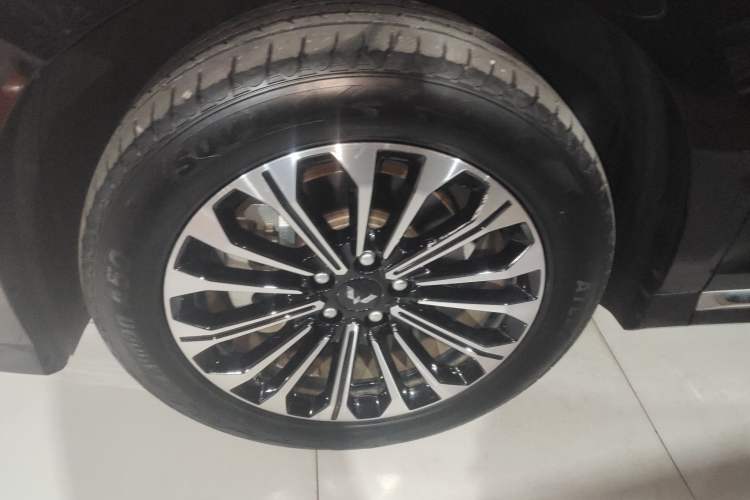 Used Wuling Victory 2023 2.0L DHT Deluxe Edition
