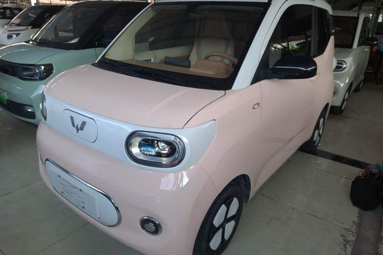 Used Wuling Hongguang MINIEV 2024 3rd Generation 215km Advanced Version