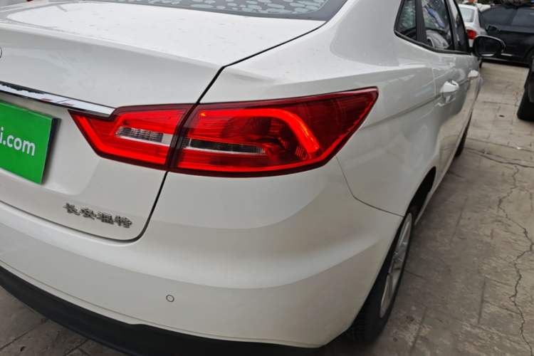 Used Ford Escort 2019 Revised 1.5L Automatic ZhiXiang Version (Tire Pressure Monitoring) China VI Standard Right Rear Taillight