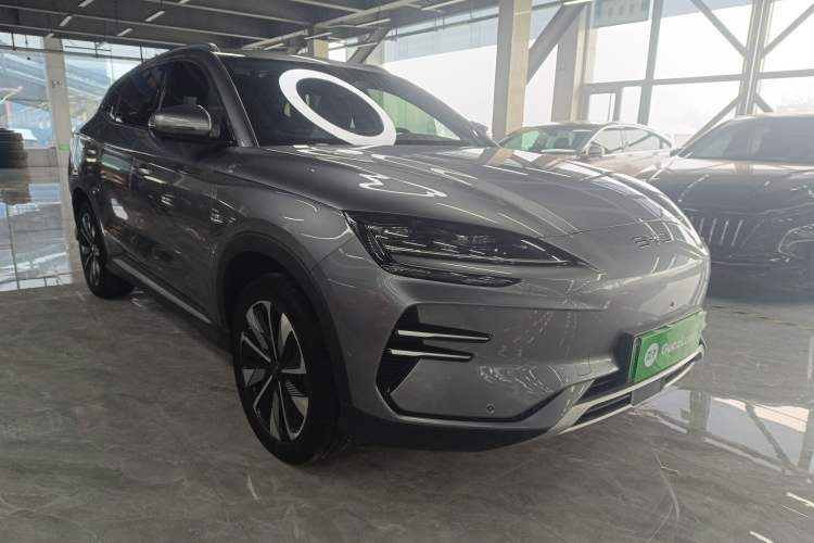 Used BYD Song PLUS New Energy 2025 EV 520km Luxury Version
