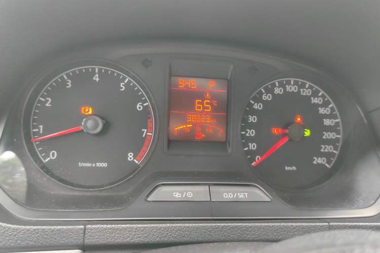 Used Volkswagen Jetta 2015 1.6L Automatic Comfort Model
