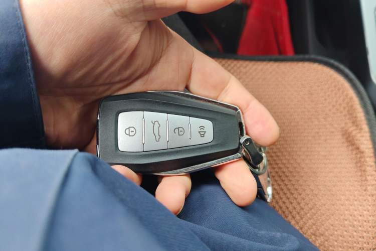 Used Geely Auto Emgrand 2020 1.5L Manual Luxury Model Vehicle Key