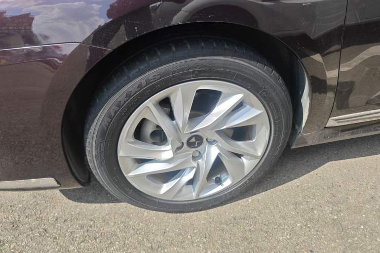 Used DS 5LS 2015 1.6T Comfort Edition THP160
