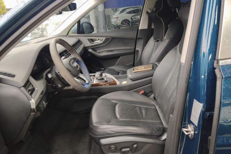 Used Audi Q7 2019 55 TFSI Technology Edition
