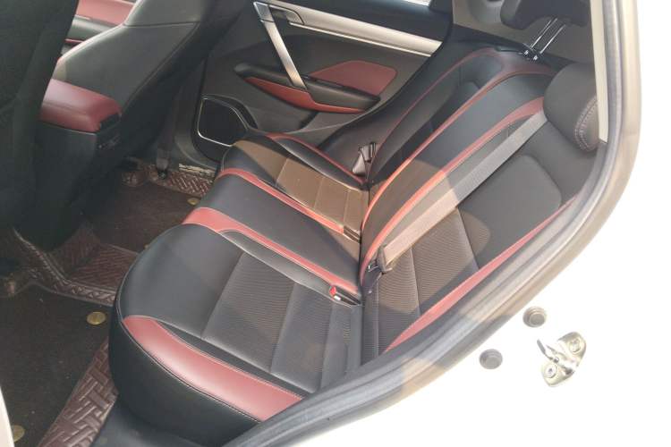 Used Geely Auto Coolray 2020 Facelift 240T DCT Hunter
