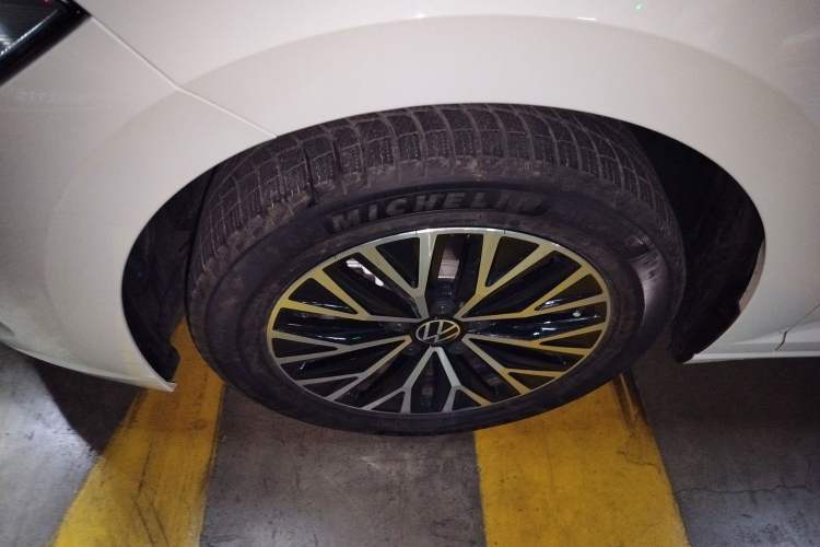 Used Volkswagen Sagitar 2024 200TSI DSG Flyover Edition Exterior 4