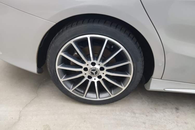 Used Mercedes-Benz CLA 2018 CLA 220 4MATIC
