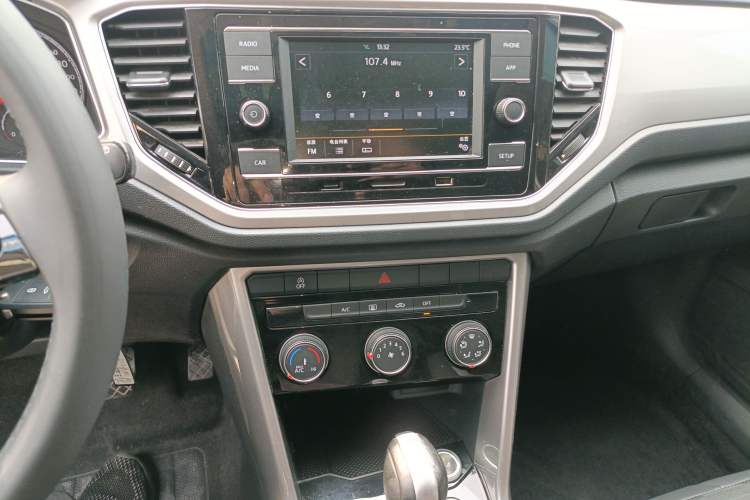 Used Volkswagen T-ROC 2020 230TSI DSG Two-Wheel Drive Advanced Version