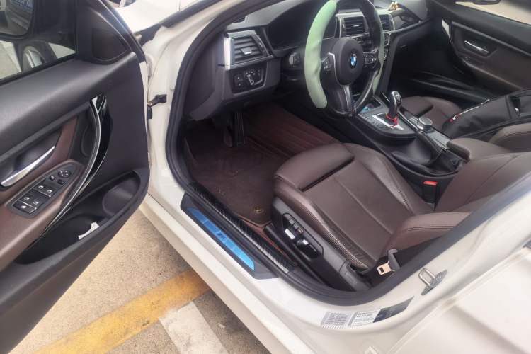 Used BMW 3 Series 2018 320Li Leading Model M Sport Package
