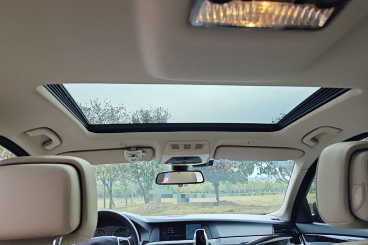 Used BMW 5 Series 2013 530Li Leading Model