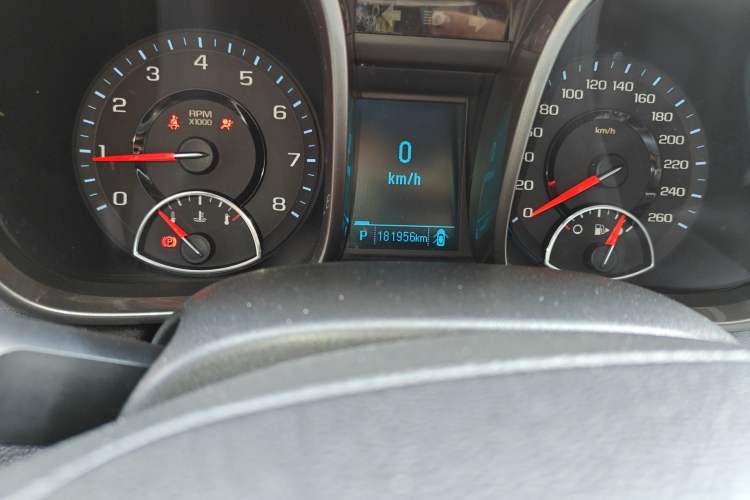 Used Chevrolet Malibu 2012 2.0L Automatic Luxury Edition Odometer Close Up