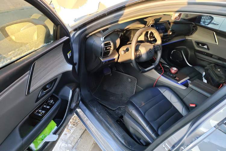 Used Citroen C5 X 2022 1.6T Xiang Bufan – Year of the Tiger New Beginnings Edition Driver Seat