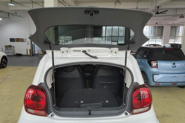 Used Roewe Clever 2021 302km Excellence Edition
