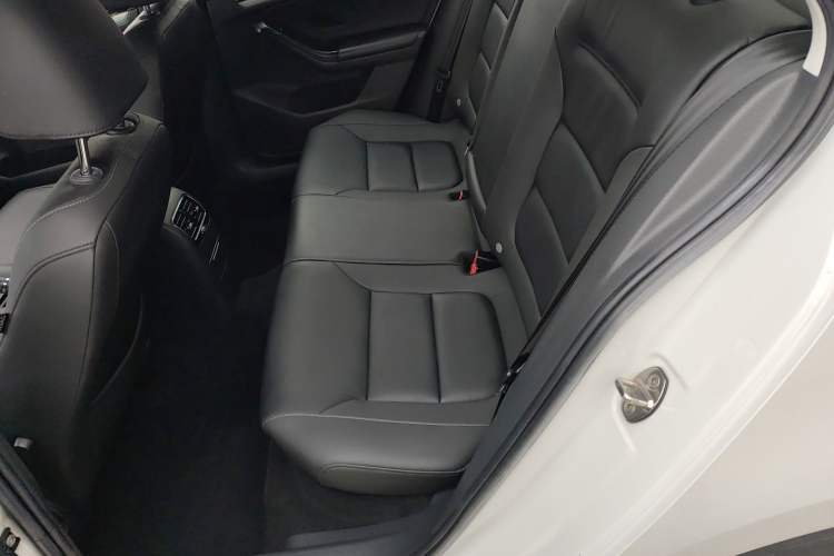 Used Volkswagen Sagitar 2018 1.6L Automatic Comfort Model Left Rear Seat