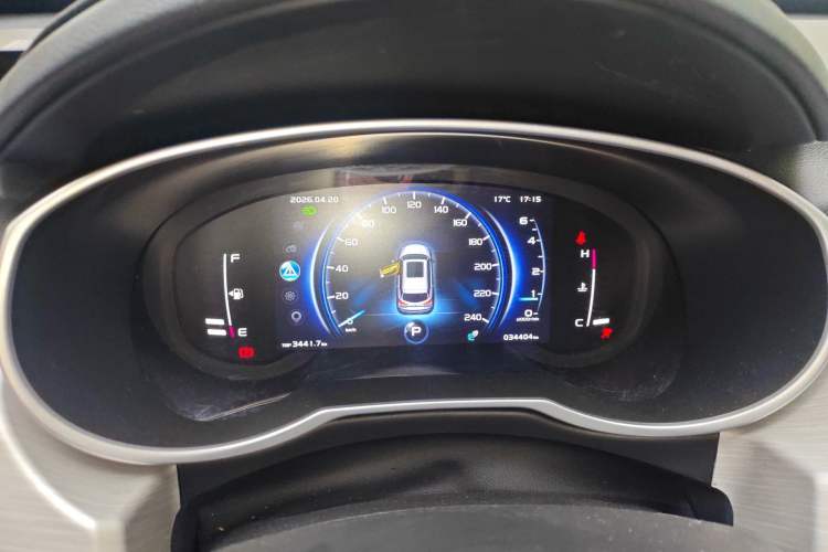 Used Geely Auto Emgrand X7 Sport 2020 1.8TD DCT Two-Wheel Drive Smart Connect 4G-Enabled Version

