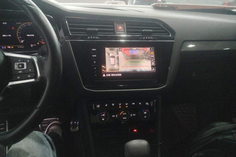 Used Volkswagen Tiguan L 2021 330TSI Automatic Two-Wheel Drive R-Line Enhanced Edition