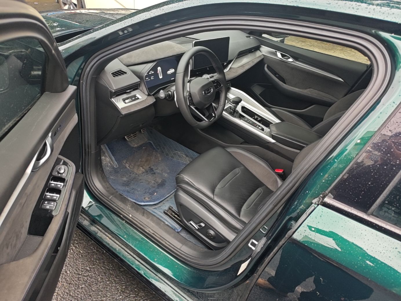 Geely Auto Preface 2024 2.0TD Xiaohan Edition — снимка 18