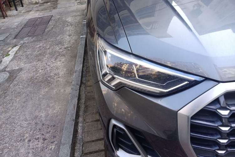 Used Audi Q3 2021 40 TFSI Fashion Dynamic Model