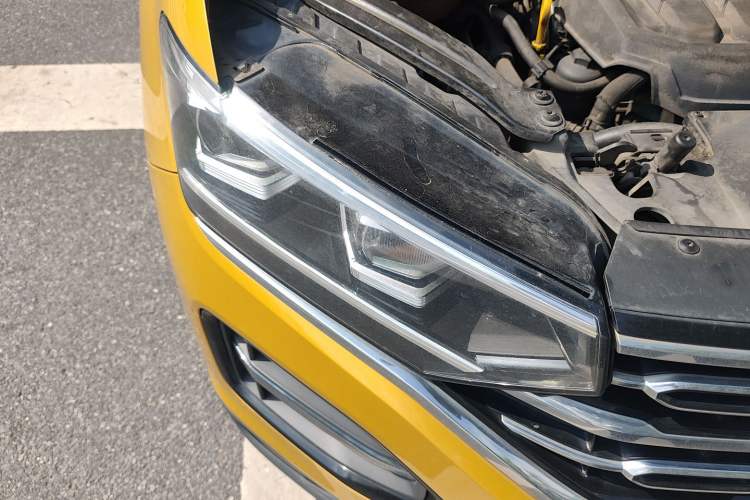 Used Volkswagen Tayron 2019 330TSI Two-Wheel-Drive Luxury Version China V Emission Standard