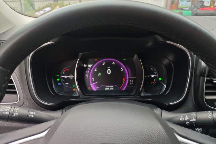 Used Renault Koleos 2017 2.5L Four-Wheel Drive Ultimate Edition
