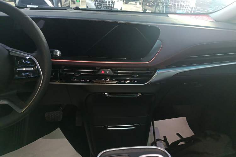 Used Buick Century 2023 2.0T Six-Seater Yinshi Edition