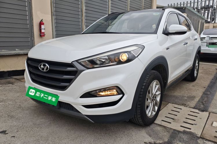 Used Hyundai Tucson 2018 1.6T Dual-Clutch Two-Wheel Drive 15th Anniversary Special Edition
