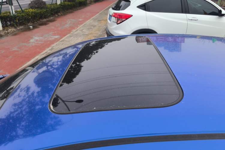 Used Honda Civic 2019 220TURBO CVT Dynamic Edition China VI Roof