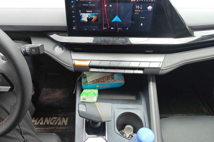 Used CHANGAN UNI-V 2022 1.5T Prestige Version
