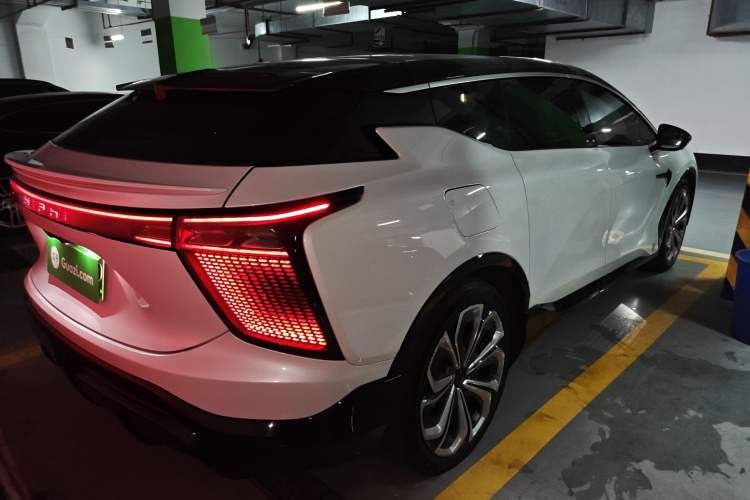 Used HiPhi X 2021 Founder Edition 6-seater