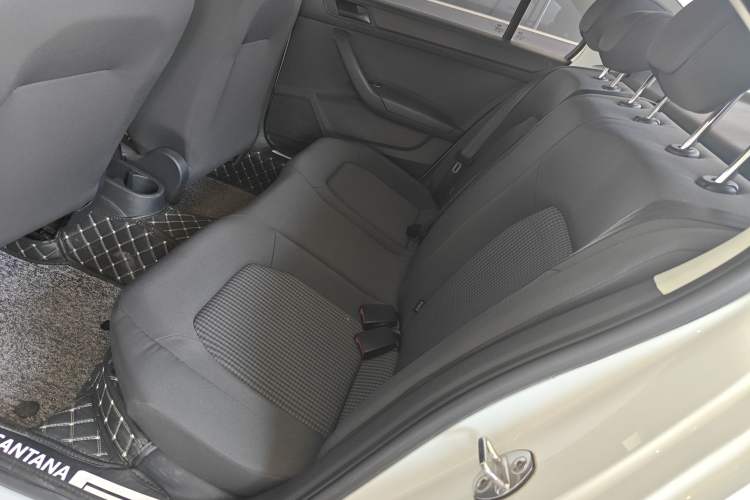 Used Volkswagen Santana 2021 1.5L Automatic Fashion Edition Left Rear Seat