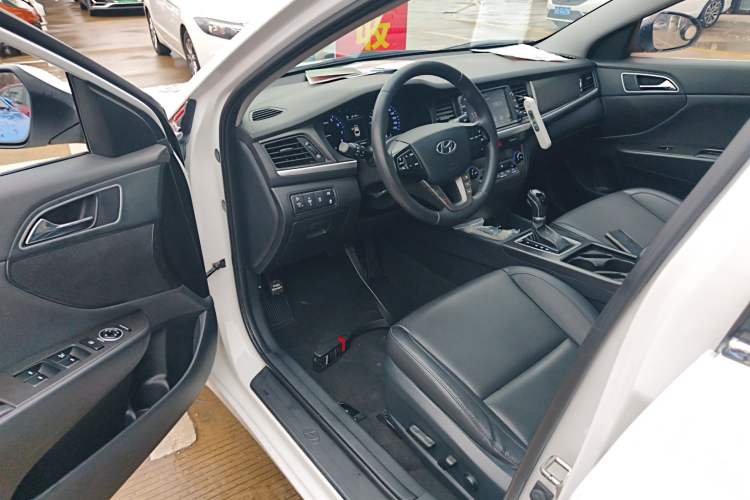 Used Hyundai Mistra 2017 1.8L Automatic Deluxe DLX Model China V Emission Standard