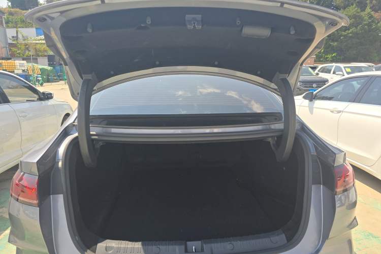 Used BYD Qin L 2024 DM-i 80KM Beyond Model Trunk