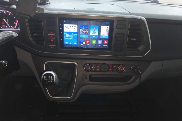 Used SAIC MAXUS Xintu V80 2025 PRO Aoyuntong 2.0T Manual Long Wheelbase Mid-Height 6/7/8/9-Seater
