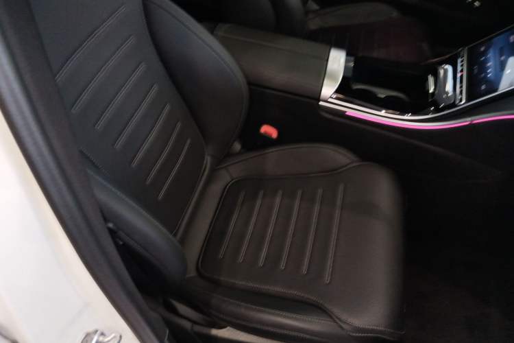 Used Mercedes-Benz C-Class New Energy 2023 C 350 eL Right Front Seat