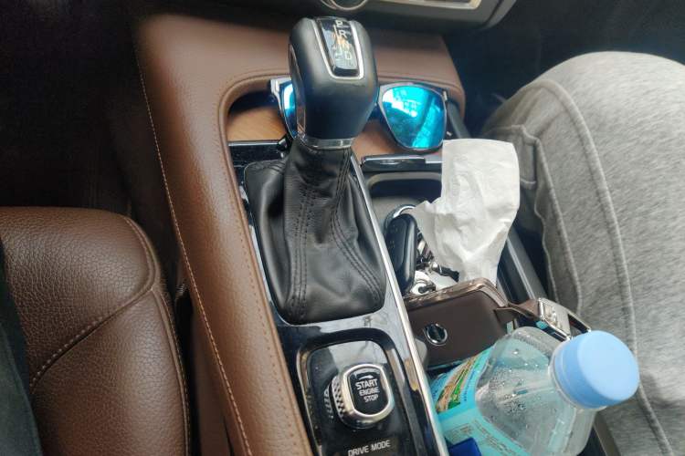 Used Volvo S90 2020 T5 Zhiyi Luxury Edition