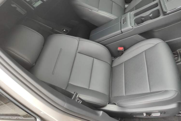 Used Toyota BZ 3X 2025 520 Pro+ LiDAR Edition Right Front Seat