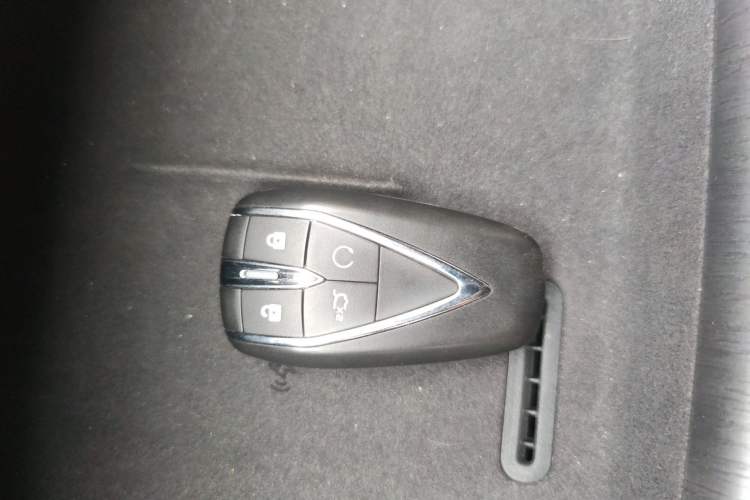 Used CHANGAN CS75 PLUS 2025 4th Generation 1.5T New Blue Whale Smart Luxury Edition
