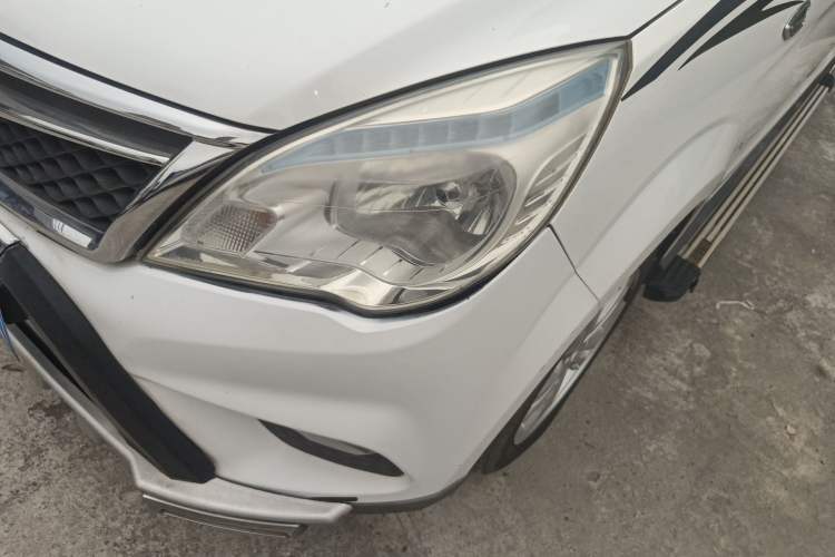 Used HYOSOW H2 2015 1.5L AMT Prestige Version BJ415C
