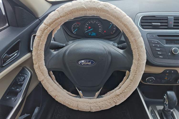 Used Ford Escort 2017 1.5L Automatic Comfort Model Steering Wheel