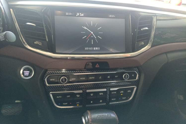 Used GAC Trumpchi GS8 2017 320T Two-Wheel Drive Luxury Smart Connectivity Version (7 Seats)