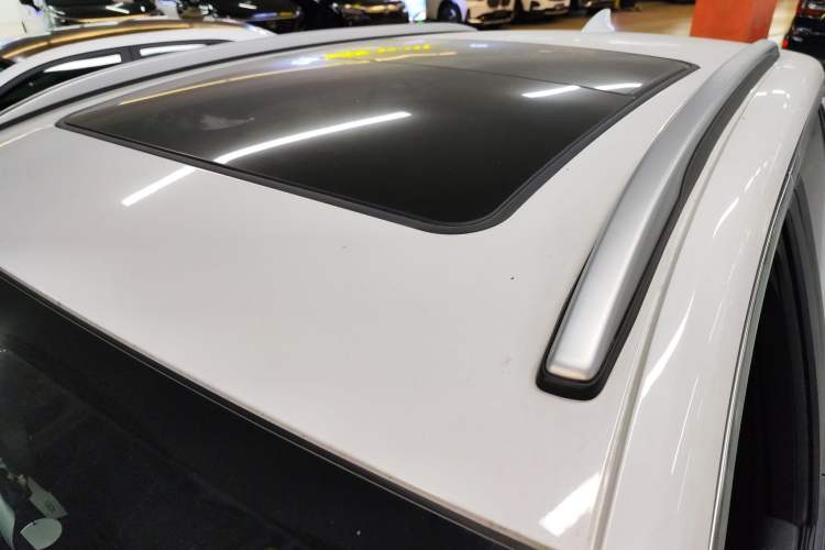 Used Buick Encore GX 2020 20T CVT Two-Wheel Drive Luxury Version Roof