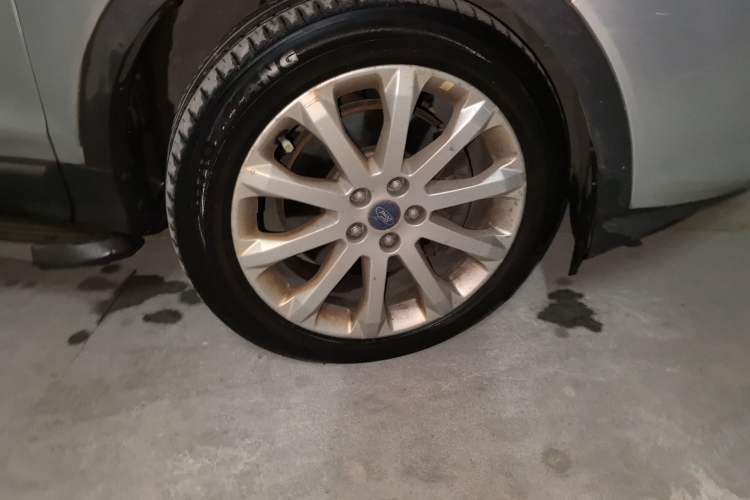 Used Ford Kuga 2013 2.0L GTDi Four-Wheel-Drive Elite Model
